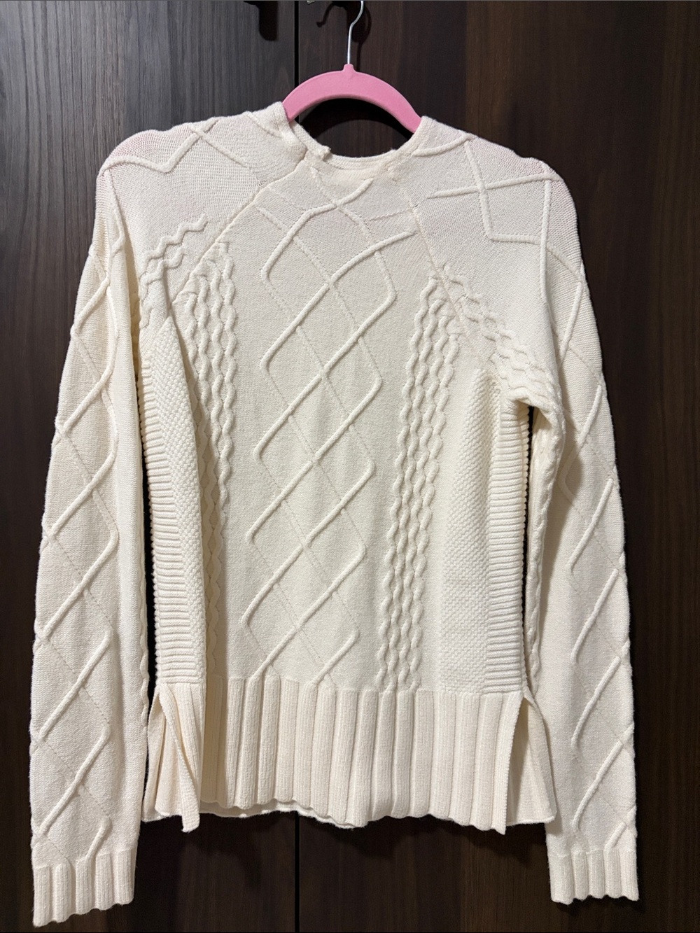 Cyrus Cream Cable-Stitch Crew Neck Sweater s
